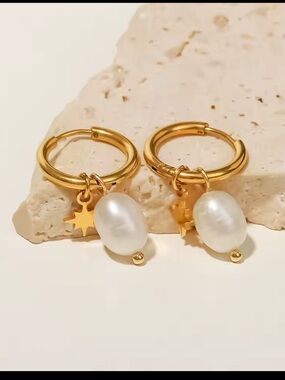 18k Gold plated Hoop Earrings with freshwater Pearl